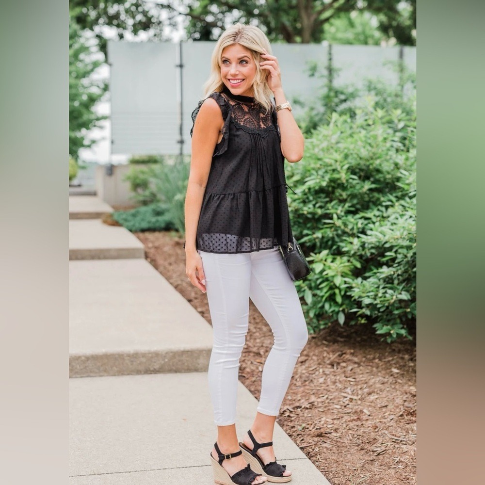 NWT Black Sleeveless Lace Detail Top M - Picture 9 of 16